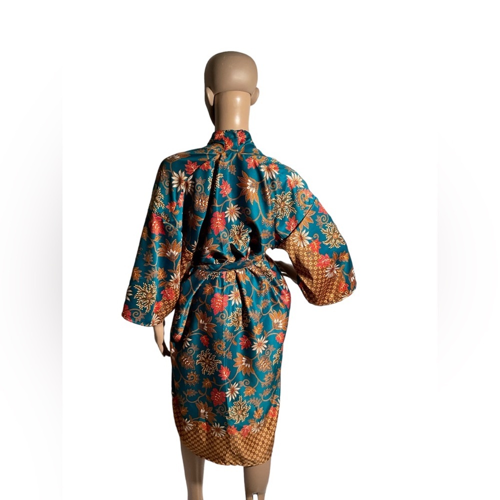 Women’s Size  One Size Multicolor Silk Short Sleeve With Belt Indonesia Kimono - Picture 5 of 13